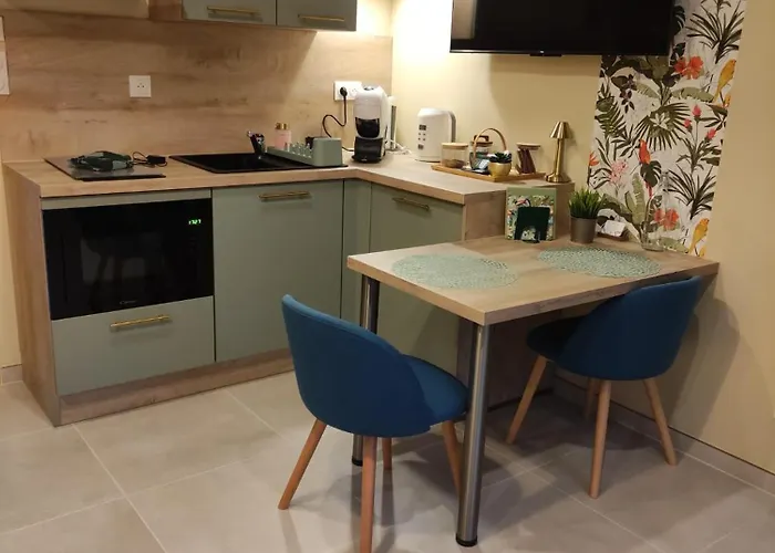 Hotel miłości Viree A Deux, Et 2*