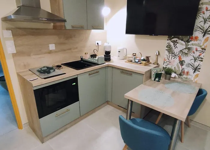 Hotel miłości Viree A Deux, Et Guiscard