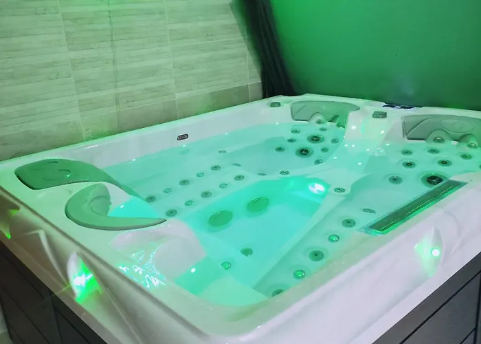 Viree A Deux, Et Hotel miłości