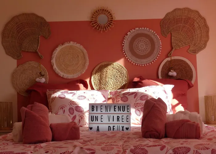 Viree A Deux, Et Hotel miłości